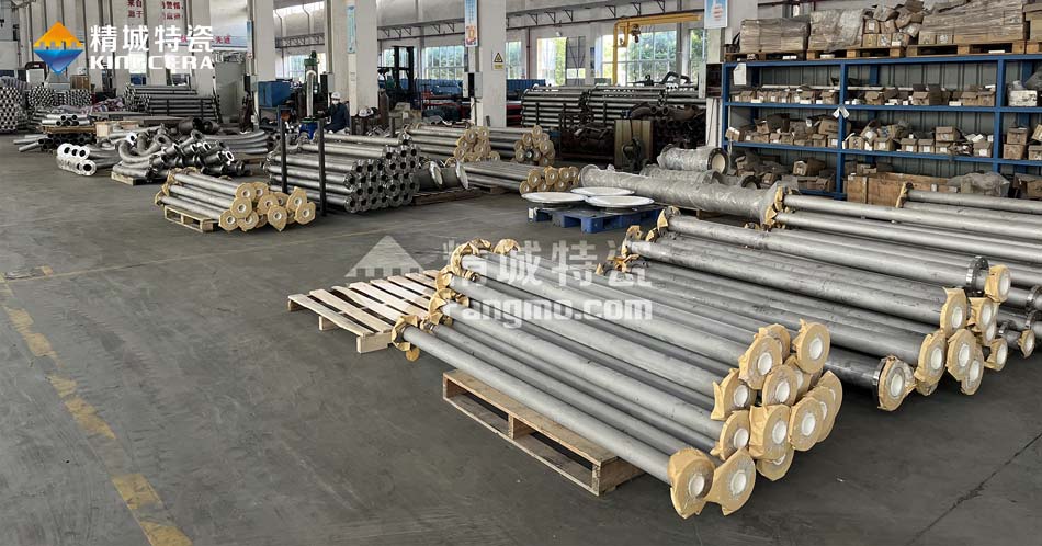 yp街机特瓷锂电池内衬陶瓷运送管道生产车间