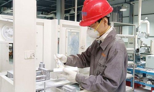 营销精英下车间，yp街机特瓷订单飙升迎交付岑岭